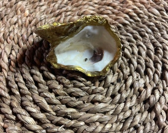 Oyster Shell Cluster Trinket