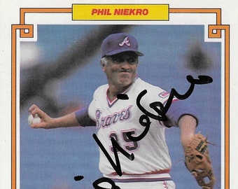 Phil Niekro, Hall of Fame, Signed 3.5x5 1984 Donruss Champion Card #34