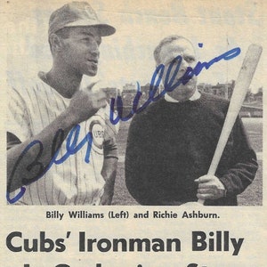 Billy Williams, Hall of Fame, Signed 6.25x4.75 Original Sporting News Clip