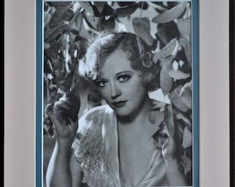 Marion Davies, Signature Set 9.5x14 Matted