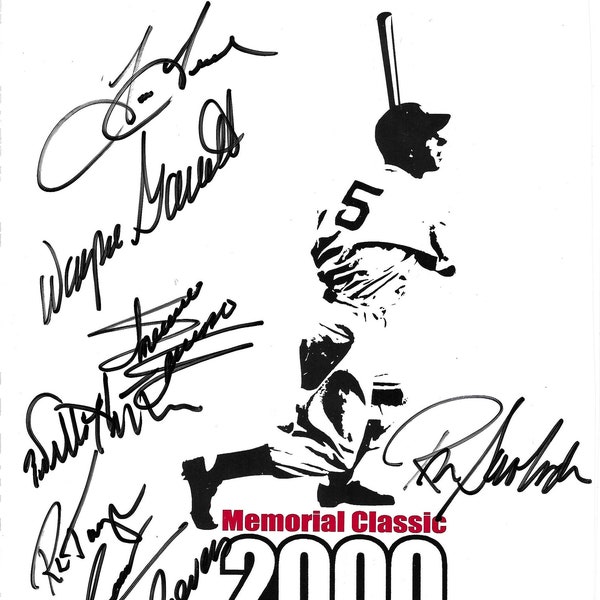 Memorial Classic 2000, 8 Signatures including Tom Tresh, Minnie Minoso, Willie Horton and More!!