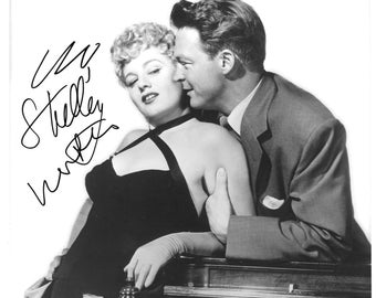 Shelly Winters, Signed 8x10 Photograph