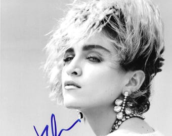 ハリウッド　女優　シャーリーズ・セロン　証明書付き 直筆サイン入り８X10フォト シャーリーズ・セロン、サイン入り8x10写真 - Etsy 日本