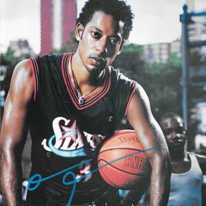Orlando Jones, Signed 8x10 Photograph
