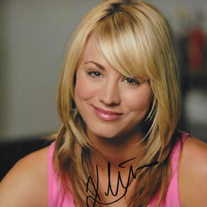 Kaley Cuoco, Signed 8x10 Photograph