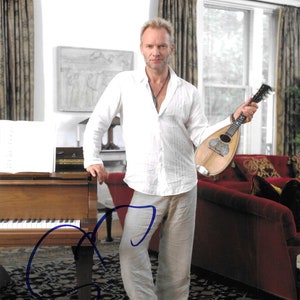 Gesigneerde 8x10 foto van Sting