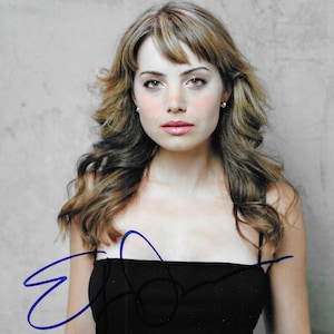 Erica Durance, Signed 8x10 Photograph