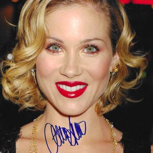 Christina Applegate, Signed 8x10 Photograph