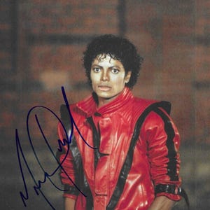 Michael Jackson, Signed 8x10 Photograph