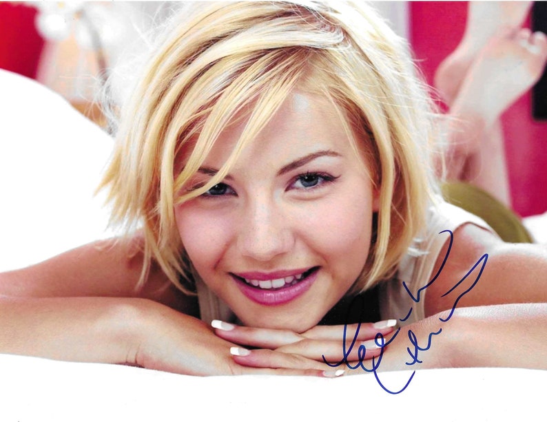 Elisha Cuthbert, The Girl Next Door, Signed 8 x 10 Photograph image 1