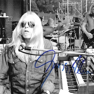 Greg Allman, The Allman Brothers Band, Signed 8x10 Photograph