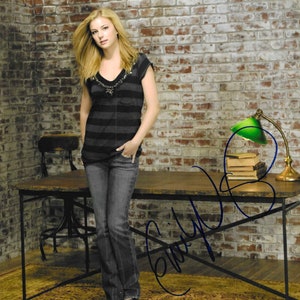 Emily VanCamp エミリー ヴァンキャンプ 直筆サイン PHOTO