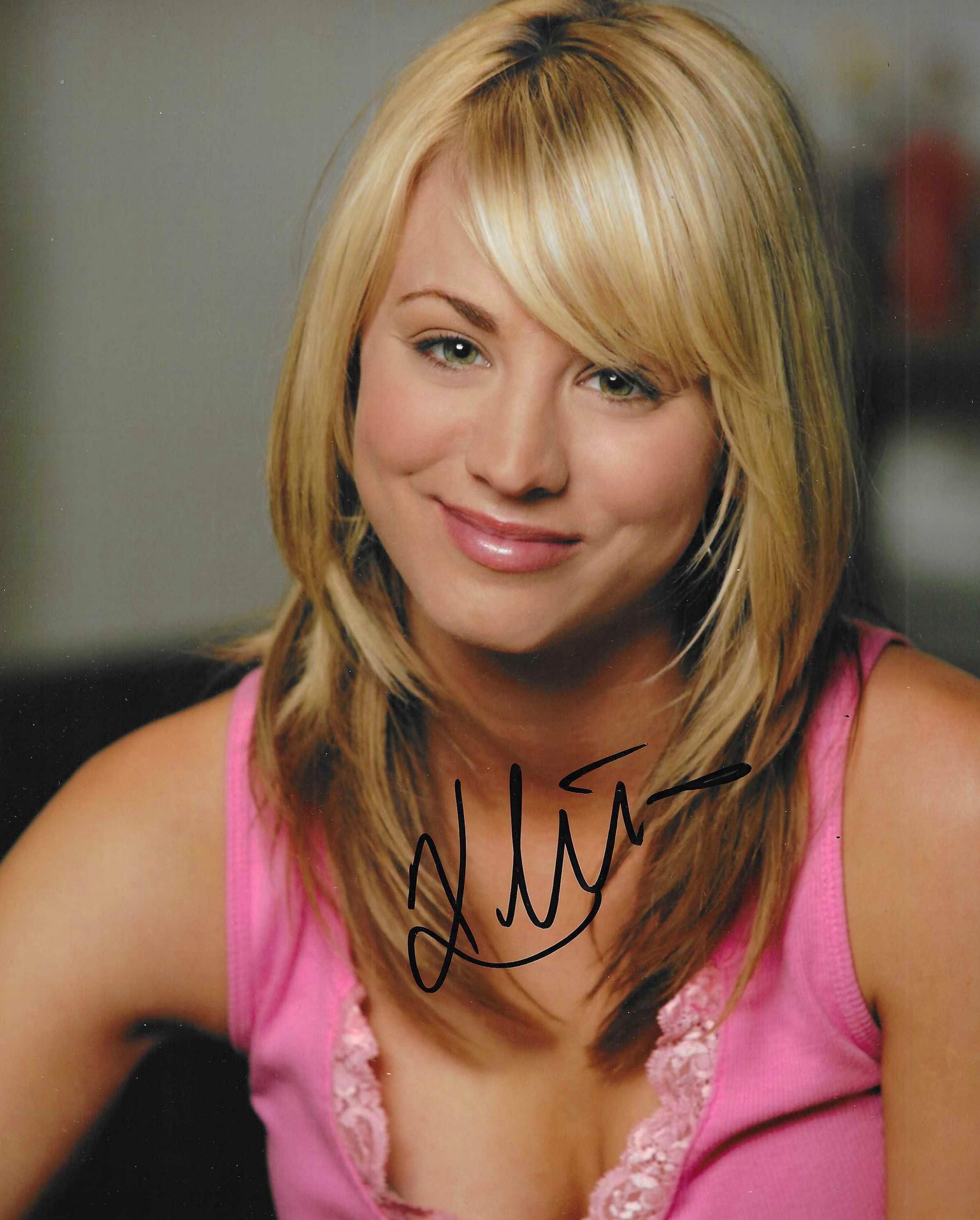 Kaley cuoco photos - Etsy 日本