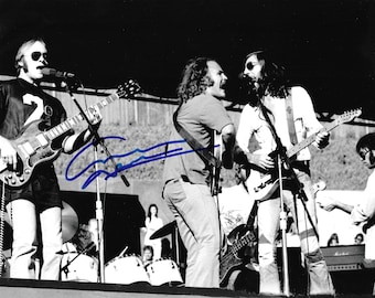 Graham Nash Signed 8x10 Photograph