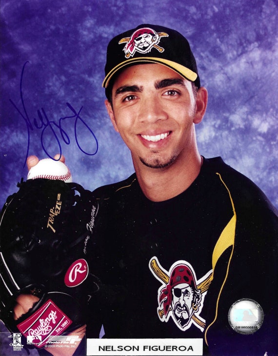 Nelson Figueroa Jr., Professional baseball player