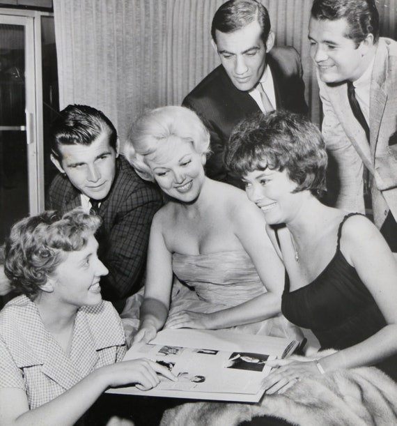 Who Was Cynthia Lynn Married To Cynthia Lynn