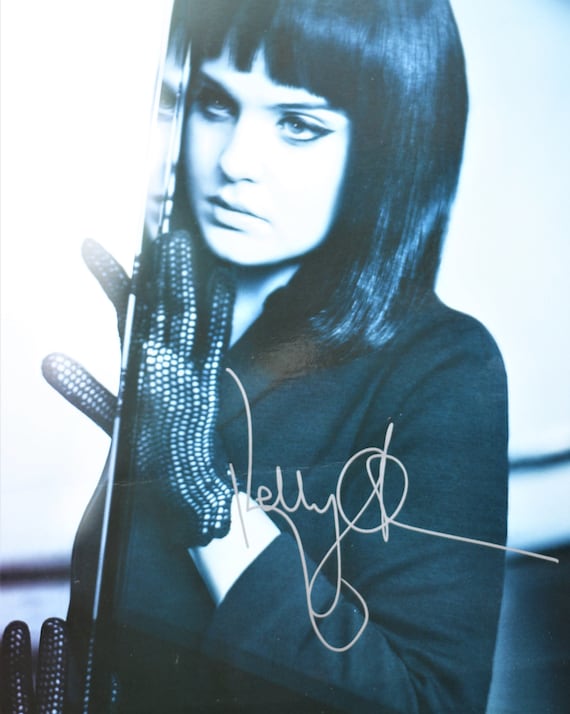 Sharon Osbourne Signed 8x10 Photo COA Autographed Ozzy Wife STAR Sharon Osbourne Signed 8x10 Photo COA Autographed Ozzy Wife STAR