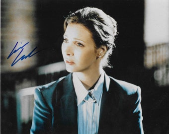 Lisa Kudrow, Friends, Signed 8x10 Photograph