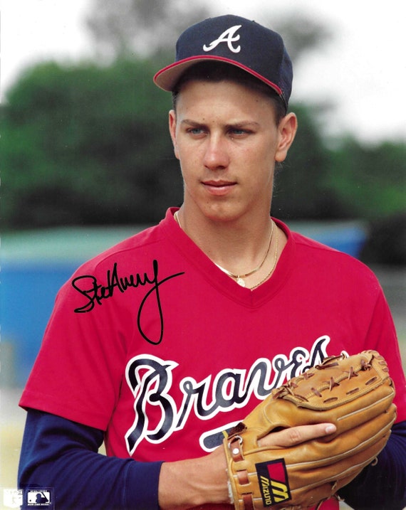 Buy Steve Avery Atlanta Braves Signed 8x10 Photograph Online in