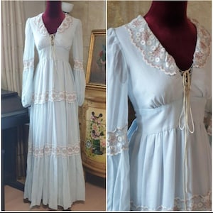 Sky blue Gunne sax dress, 70&#39;s gunnesax vintagedress, boho&hippie dress, rustic peasant dress, corset dress, graduation dress, bridal gown