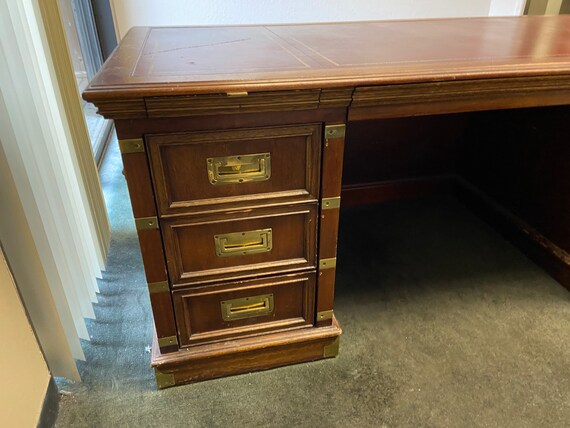 Vintage leather top 2024 desk for sale