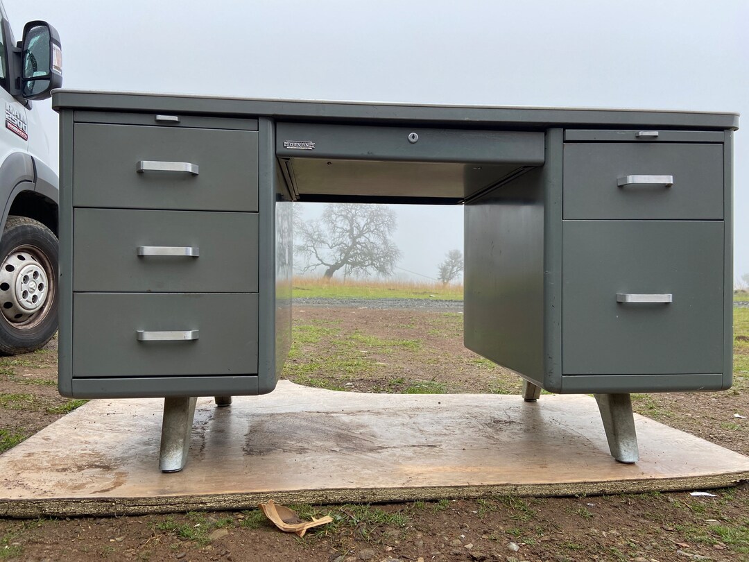Globe wernicke metal desk deals