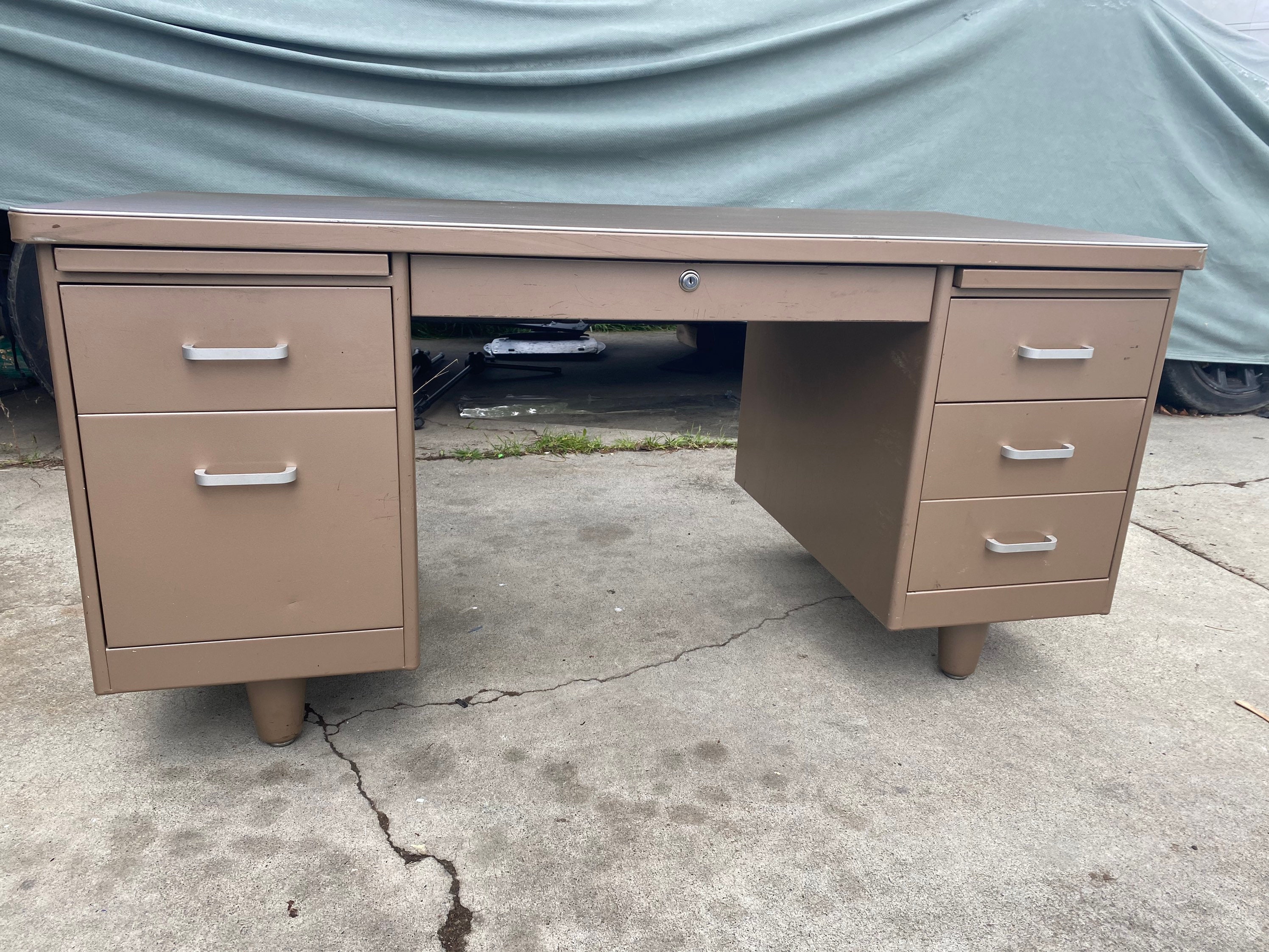 Vintage Mid Century Modern Metal Tanker Desk Etsy