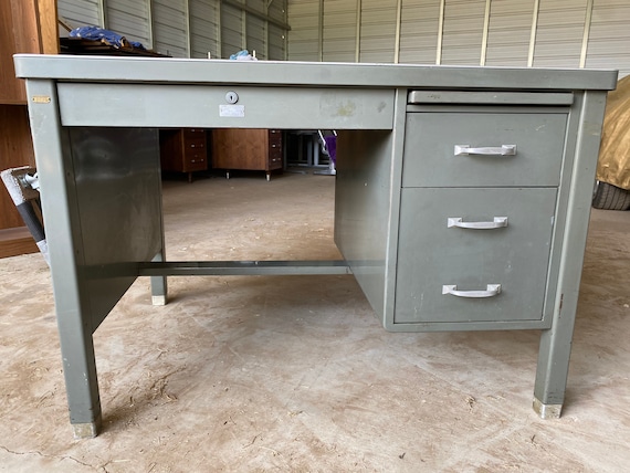 Art metal on sale tanker desk