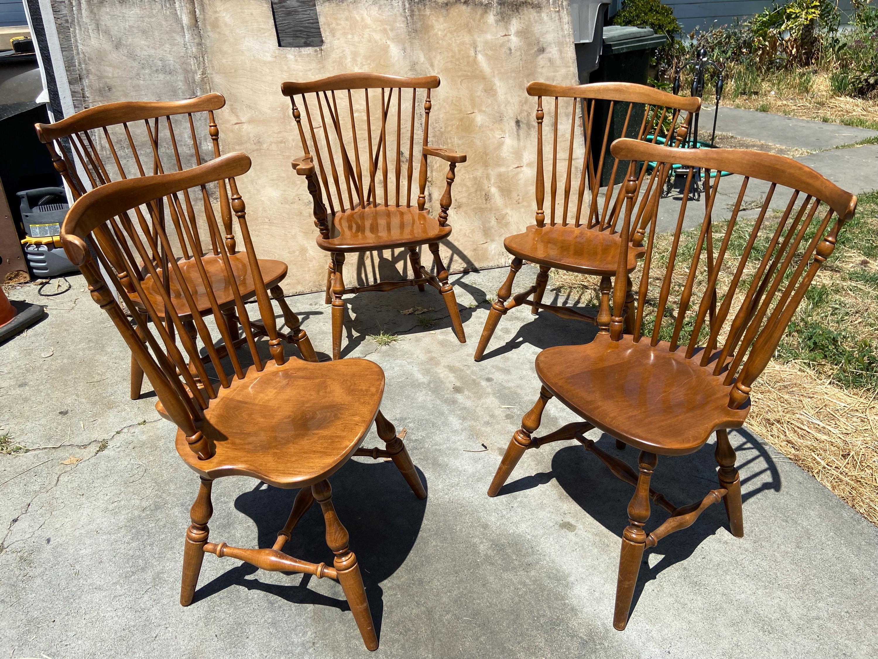 Vintage Ethan Allen Windsor Fiddleback Nutmeg Kitchen Chairs Set