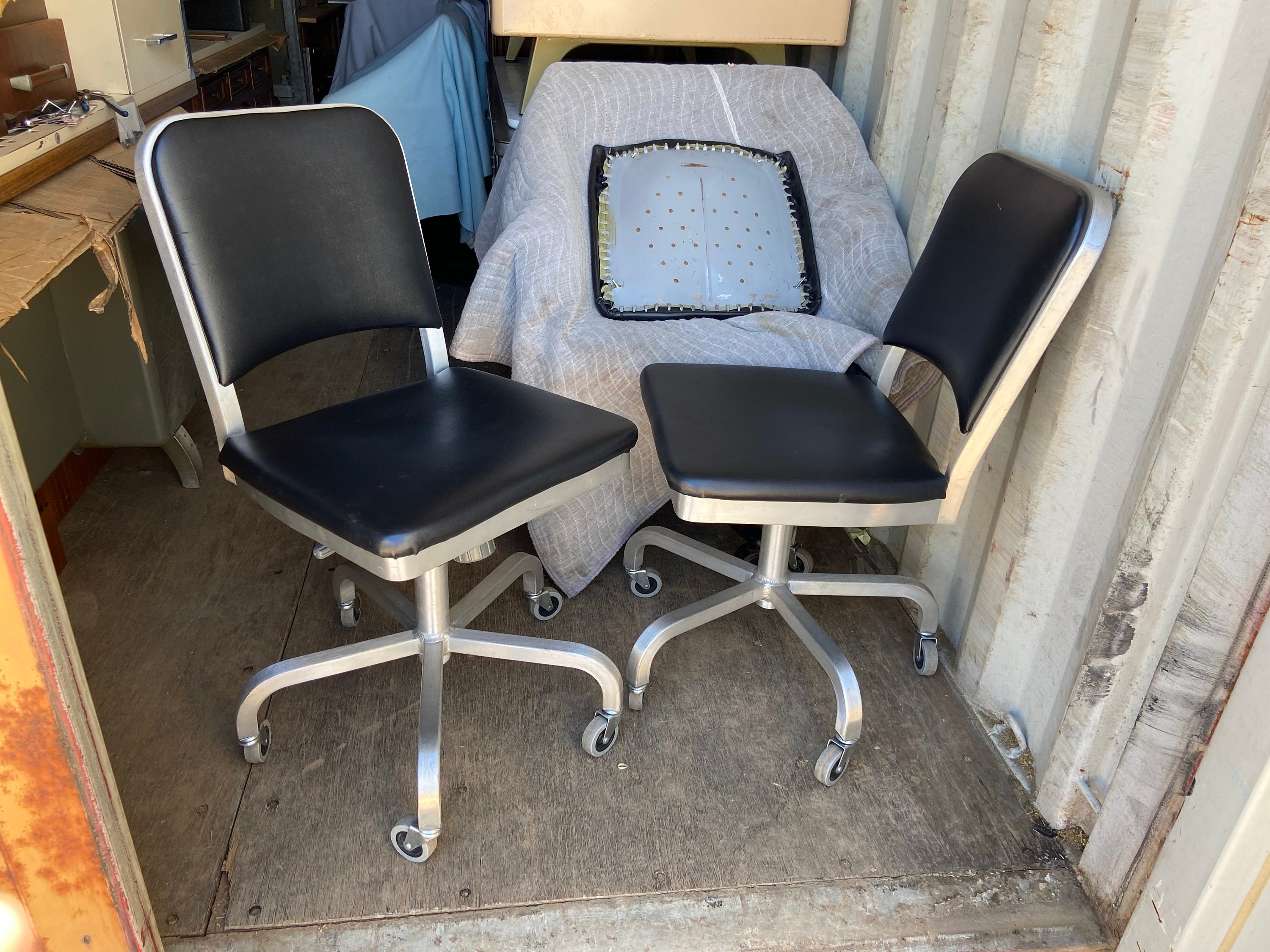 Vintage Emeco Chair - Etsy