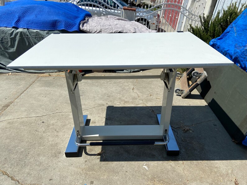 Neolt Drafting Table at Charlene Oconnell blog