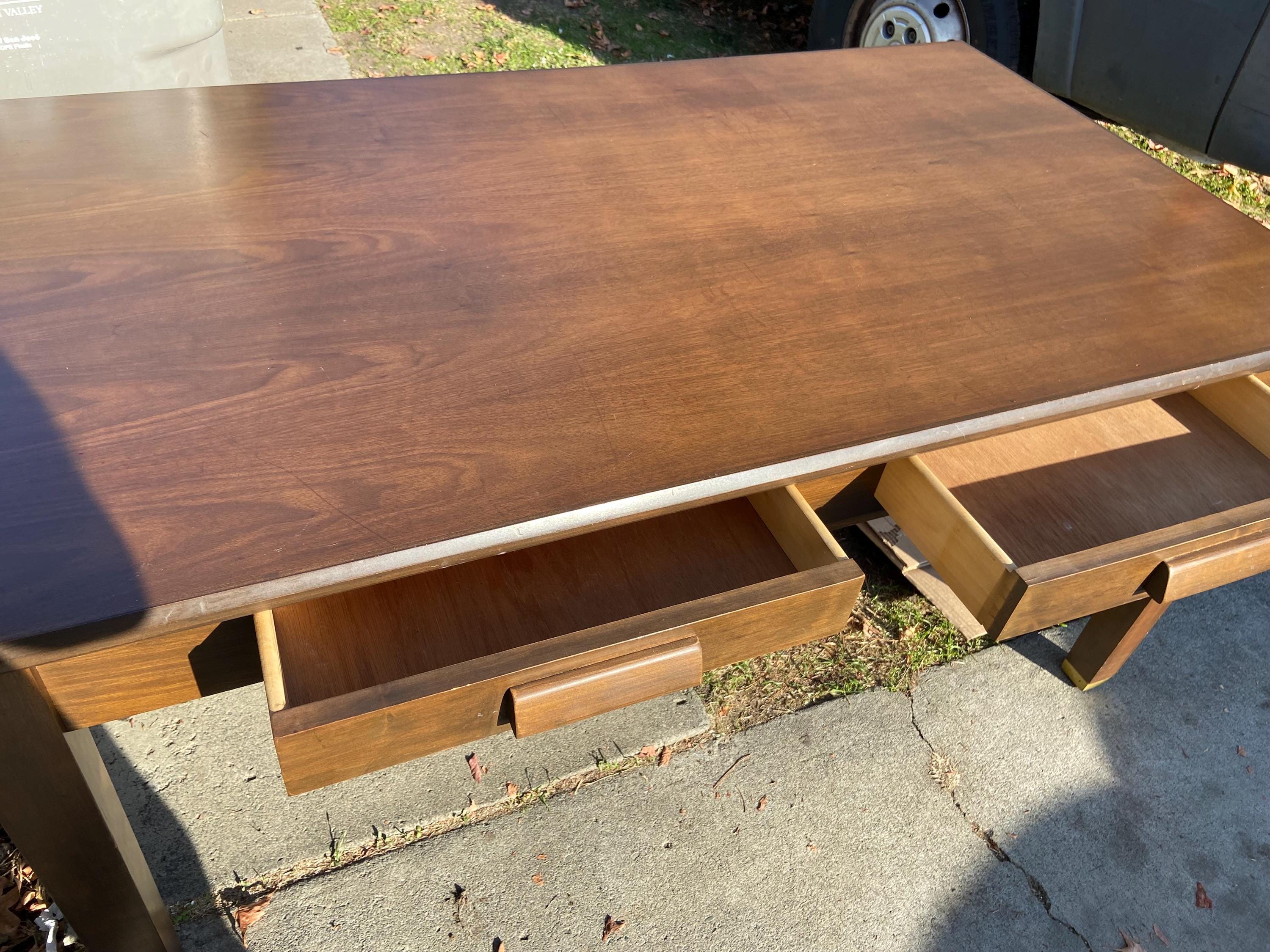 Vintage Mid Century Modern Desk - Etsy