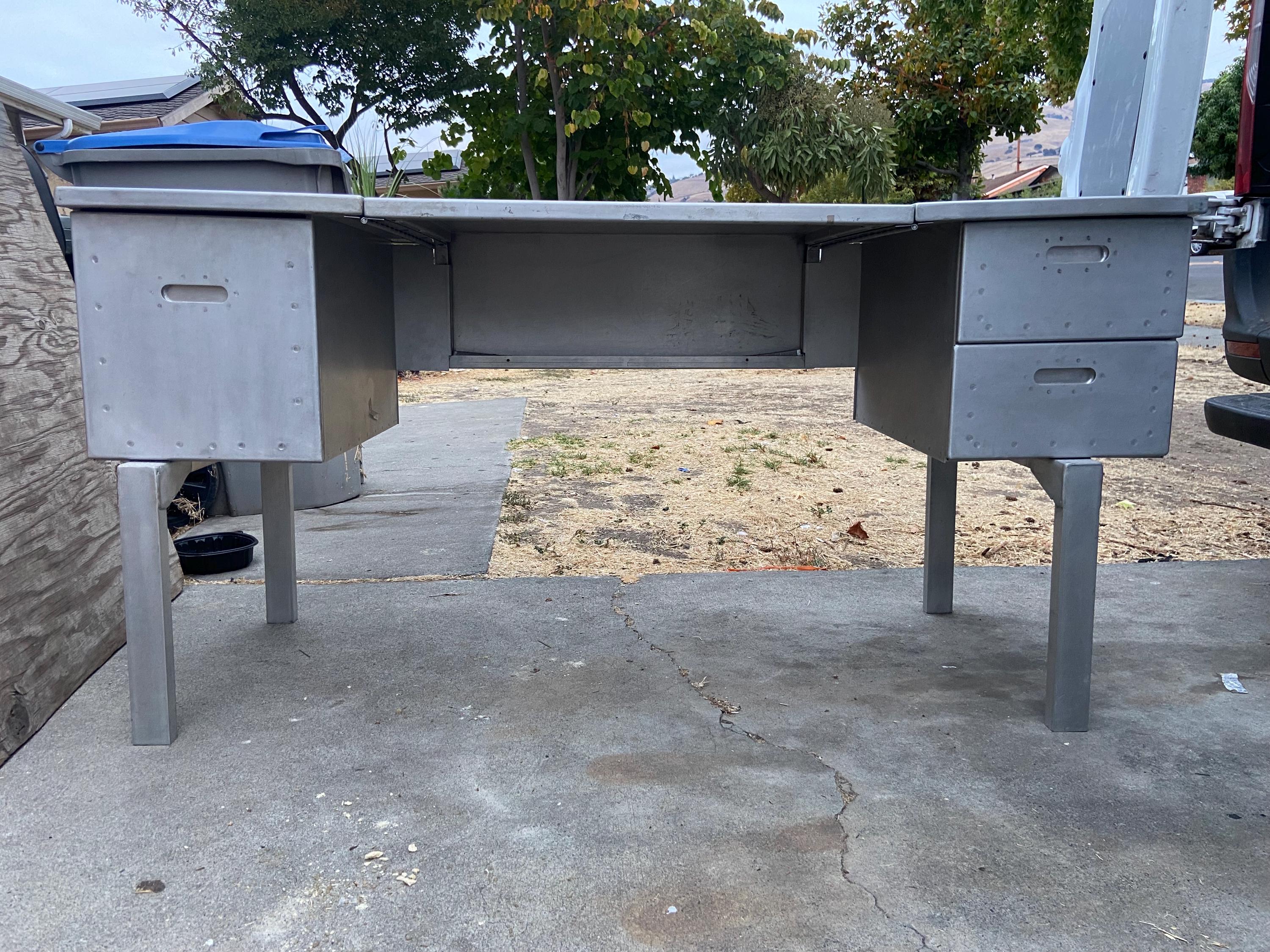 第二次世界大戦時代のヴィンテージミリタリーアルミ折りたたみ式