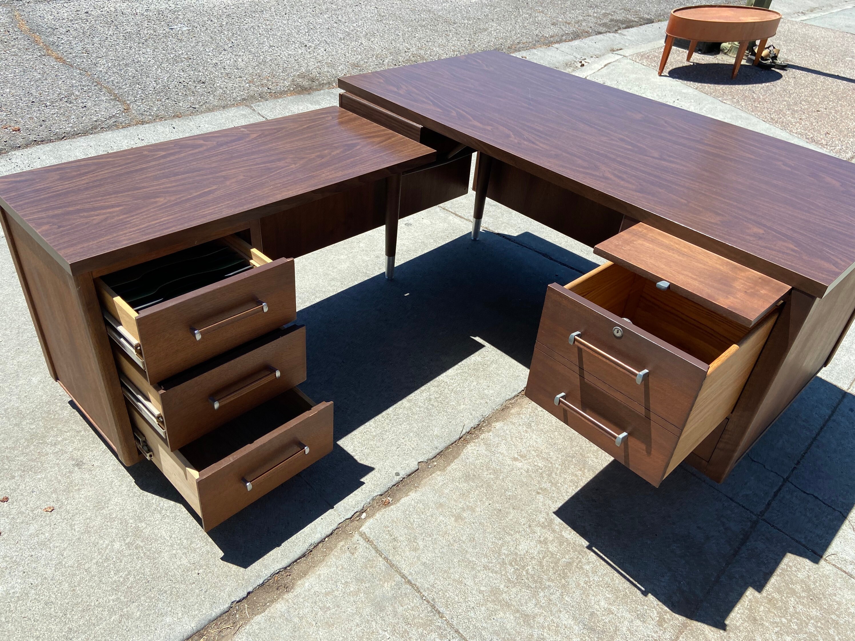 Alma desk for sale deals