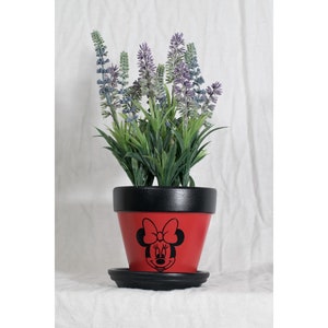 Minnie Mouse Flower Pot, Hand Painted Terracotta Planter, 4 inch Pot with Saucer.  (P-DNHN-4S).