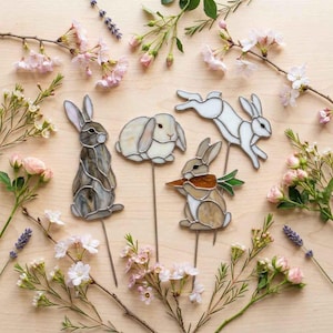 PA394 Set di paletti per piante in vetro colorato a forma di coniglio, decorazioni da giardino, segnapiante pasquali, decorazioni per vasi di fiori, regalo per gli amanti dei conigli.
