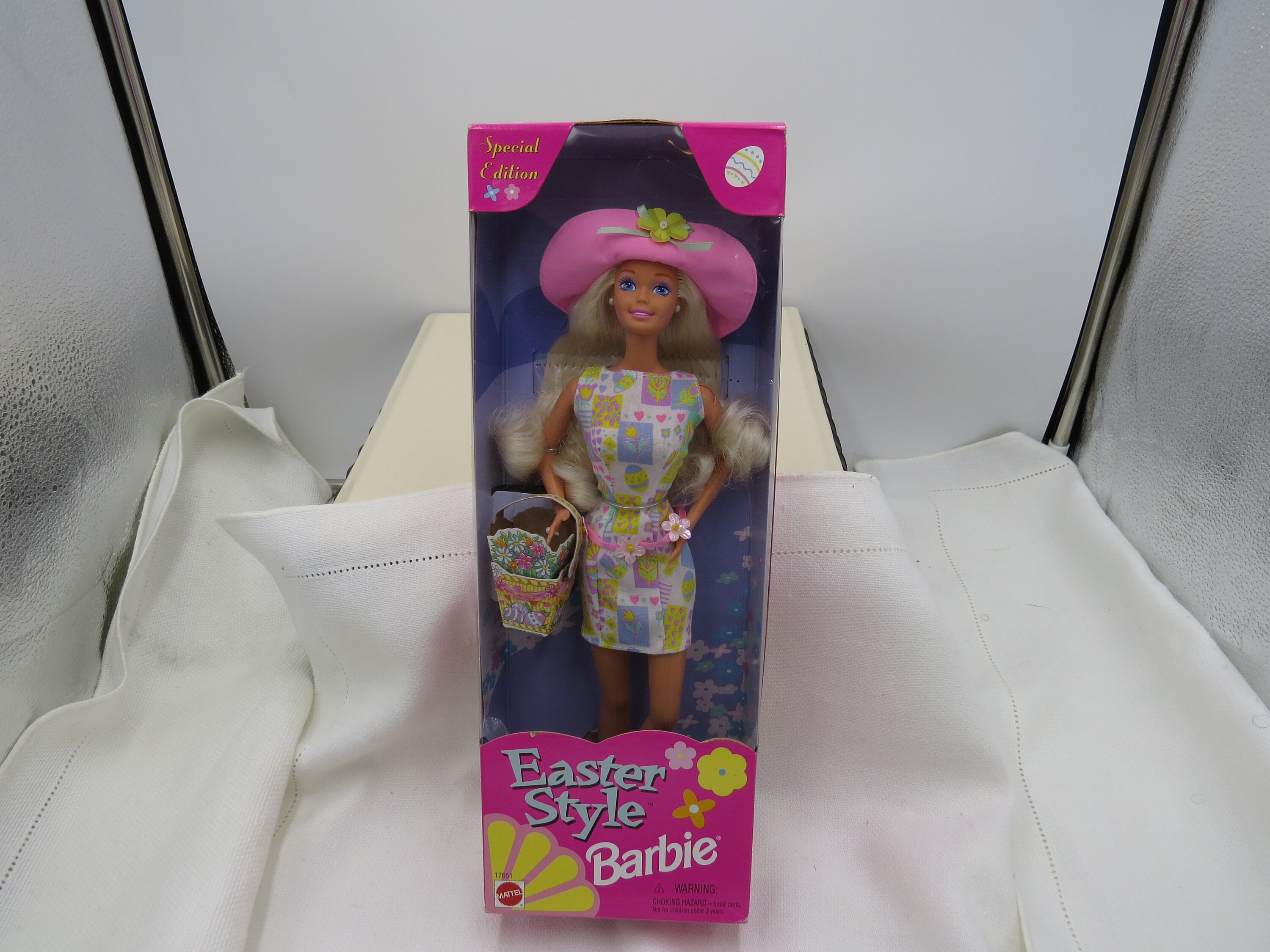 Barbie Easter Style  -NIB