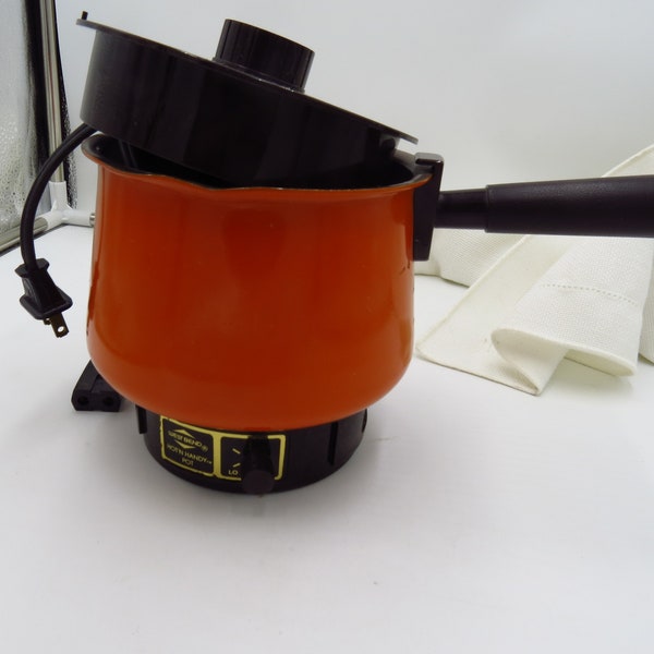 Vintage Orange 70's West Bend Hot'N Handy electric pot - pre-owned - works