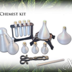 LARP Chemiker Baukasten mit Phiolen, Flaschen, Zange, Korken und Ständer, Alembic Baukasten - 3D gedruckter Potion Maker Arzt Arzt Alchemist Wissenschaftler