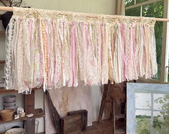 Beige Gradient Pink Shabby Chic Window Curtains Valance, Crochet Lace Cafe Curtain, Farmhouse Country Kitchen Curtains, H-22inch (56cm)