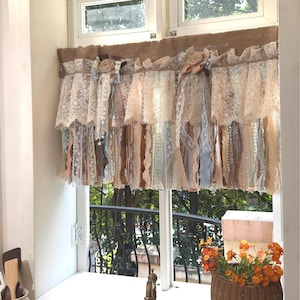 Tenda a mantovana rustica personalizzata in tela di iuta beige marrone blu con pizzo, tende da cucina in stile rustico, tende da caffè shabby chic, altezza 63 cm (25 pollici)