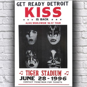 Póster promocional de concierto en cartulina de 12&quot; x 18&quot; del estadio Tiger de Detroit, Michigan, con la gira de Kiss is Back Alive 1996-1997