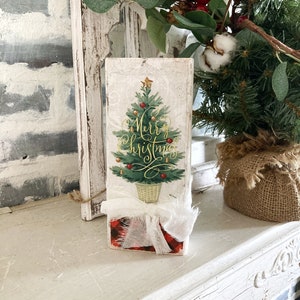 White Christmas Wood Block Decoration, Cottagecore Christmas Decor Vintage Inspired, Classic Holiday Home Decor, Decorative Xmas Tree