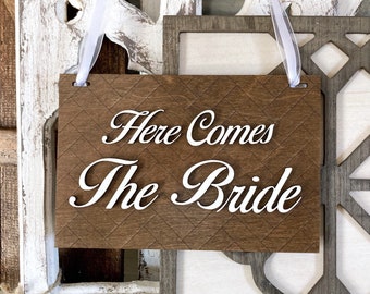 Here Comes The Bride Sign With Herringbone Background and 3D Letters, Wood Ring Bearer Sign, Unique Kids Wedding Sign, Cute Flower Girl Sign