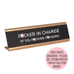 Cadeau voor Baas, Boss Name Plate, HBIC, Funny Desk Name Plate, Cadeau voor Collega, Funny White Elephant Gift, Desk Accessory, Funny Work Gift