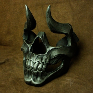 Fantasy death mask, skull mask