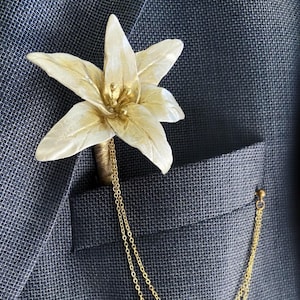Lily Lapel Pin with Removable Chain, Art Deco Boutonniere