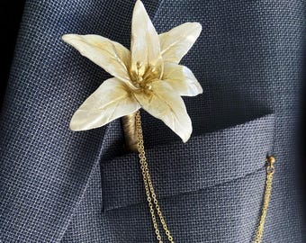 Gift for Dad, Lily Flower Lapel Pin with Chain, Grooms Boutonniere, Wedding Gift for Him