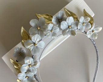 Winter Wedding Headband, Headband for first holy communion, Floral Bridal Accessories, Christmas Outfit, Xmas Photoshoot
