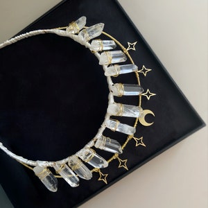 Tiara de luna creciente, corona de halo de cuarzo con estrellas, diadema de novia celestial, corona de cristal para boda, regalo para novia